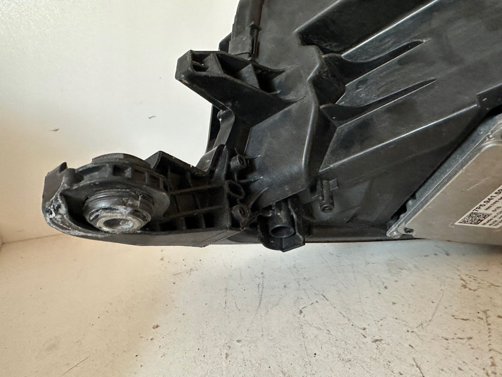 Frontscheinwerfer Skoda Fabia III 6V1941016F Rechts Scheinwerfer Headlight SCH4310945684oc