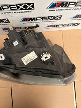 Laden Sie das Bild in den Galerie-Viewer, Frontscheinwerfer BMW E91 E90 7202574-03 Rechts Scheinwerfer Headlight SCH1723848233vo