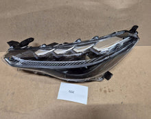 Laden Sie das Bild in den Galerie-Viewer, Frontscheinwerfer Toyota Corolla 16184 16-184 LED Links Scheinwerfer Headlight SCH2506827043gj