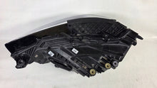 Laden Sie das Bild in den Galerie-Viewer, Frontscheinwerfer Audi Q3 83A941034 Rechts Scheinwerfer Headlight SCH2517313830te