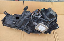 Laden Sie das Bild in den Galerie-Viewer, Frontscheinwerfer Mitsubishi Outlander II P8597 Xenon Rechts Headlight