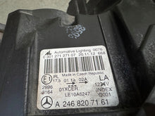 Laden Sie das Bild in den Galerie-Viewer, Frontscheinwerfer Mercedes-Benz A2468207161 Xenon Ein Stück (Rechts oder Links) SCH4178183441an