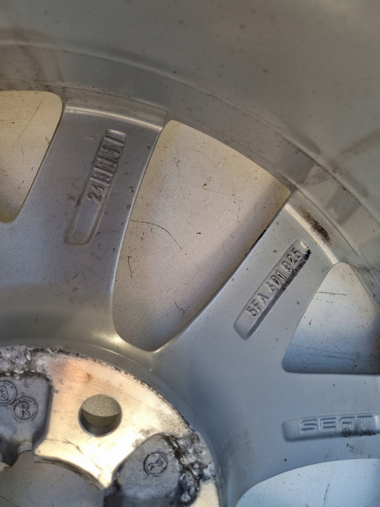 1x Alufelge 16 Zoll 7.0" 5x112 43ET Silber 5FA601025 Seat Leon Rim Wheel FEL1393451691zx