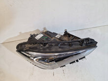 Laden Sie das Bild in den Galerie-Viewer, Frontscheinwerfer Mercedes-Benz Cla X118 C118 A1189069000 Rechts Headlight SCH1346420108io