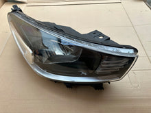 Load image into Gallery viewer, Frontscheinwerfer Kia Rio IV 92108-H8 Rechts Scheinwerfer Headlight