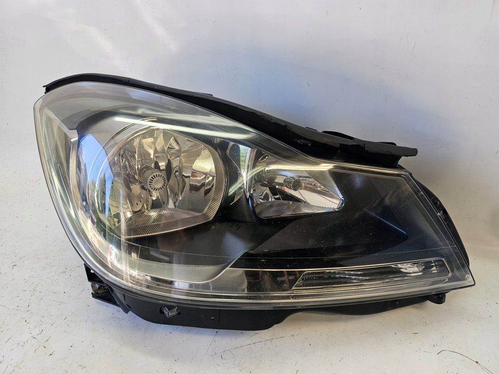 Frontscheinwerfer Mercedes-Benz W204 A2048209659 A2048807847 Rechts Headlight SCH2356953365ch
