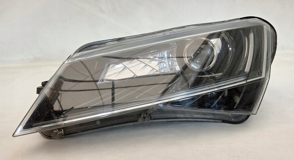 Frontscheinwerfer Skoda Superb III 3V1941015A Xenon Links Scheinwerfer Headlight SCH4073776332cs