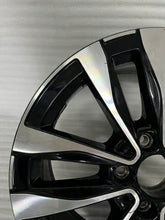 Load image into Gallery viewer, 1x Alufelge 17 Zoll 7.0&quot; 5x112 44,5ET Glanz Schwarz A2064016000 Mercedes-Benz