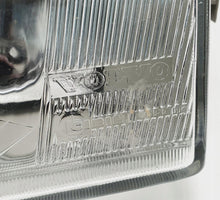 Load image into Gallery viewer, Frontscheinwerfer Volvo 240 1372394 Links Scheinwerfer Headlight SCH8992711672of
