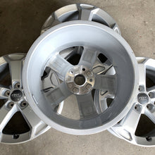 Laden Sie das Bild in den Galerie-Viewer, 4x Alufelge 17 Zoll 7.0" 5x112 45ET Glanz Silber 81A071497 Audi Q3 Q2 Rim Wheel FEL2785584622ig