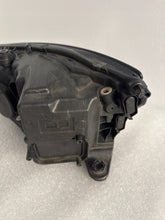 Laden Sie das Bild in den Galerie-Viewer, Frontscheinwerfer Skoda Fabia III 6V1941016F Full LED Rechts Headlight SCH8913313207fn