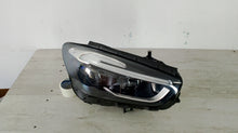 Laden Sie das Bild in den Galerie-Viewer, Frontscheinwerfer Mercedes-Benz W247 A2479061404 LED Rechts Headlight SCH5459879885nx