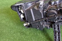 Load image into Gallery viewer, Frontscheinwerfer Seat Tarraco 5FJ941007E Links Scheinwerfer Headlight SCH4947110612en