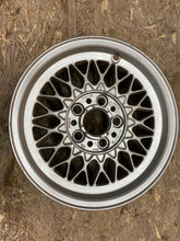 Laden Sie das Bild in den Galerie-Viewer, 1x Alufelge 17 Zoll 7.0" 5x120 1179774 BMW E32 E34 Rim Wheel FEL3454728273ac