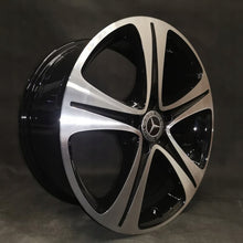 Laden Sie das Bild in den Galerie-Viewer, 4x Alufelge 18 Zoll 8.0" 5x112 43ET Glanz Silber A2134011400 Mercedes-Benz W213 FEL3789708026et