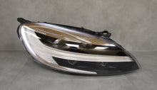 Laden Sie das Bild in den Galerie-Viewer, Frontscheinwerfer Volvo V40 31677023 LED Rechts Scheinwerfer Headlight SCH8042540187pt