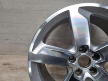 Laden Sie das Bild in den Galerie-Viewer, 1x Alufelge 19 Zoll 8.0" 5x112 39ET Glanz Silber 8R0601025 Audi Q5 Rim Wheel FEL5696985159cm