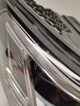 Laden Sie das Bild in den Galerie-Viewer, Frontscheinwerfer Audi Etron 4KE941036D LED Rechts Scheinwerfer Headlight