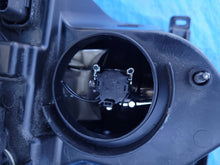 Laden Sie das Bild in den Galerie-Viewer, Frontscheinwerfer Opel Movano B 260105567R Rechts Scheinwerfer Headlight SCH5415845652rl