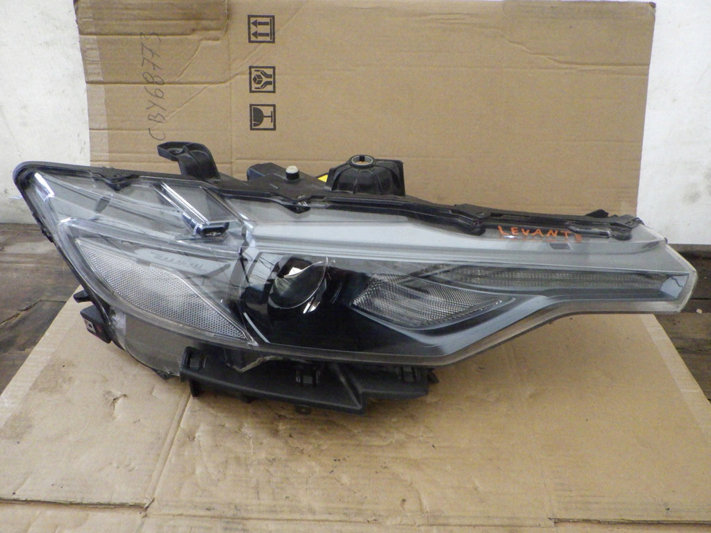 Frontscheinwerfer Maserati Levante Rechts Scheinwerfer Headlight SCH9490726010ha