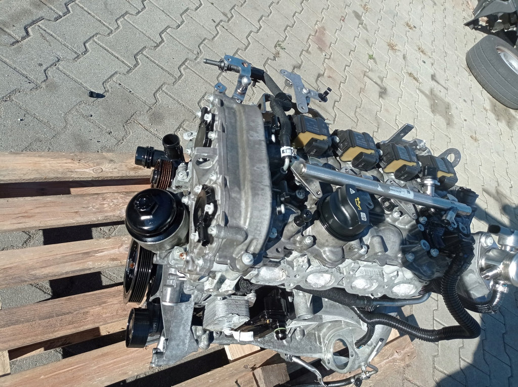 Motor Mercedes-Benz W204 W212 274910 1.6 CGI 40TKm Benzin Engine Unkomplett