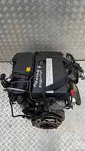 Laden Sie das Bild in den Galerie-Viewer, Motor Mercedes-Benz R271 Diesel Engine Komplett