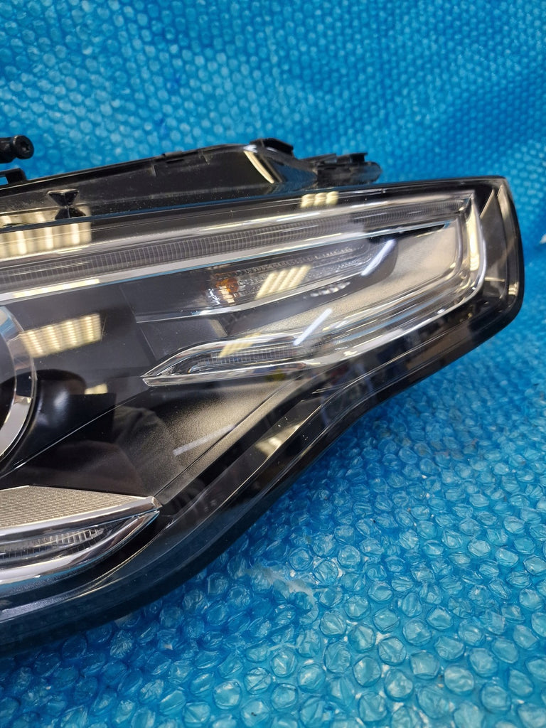 Frontscheinwerfer Audi A5 8T0941044C LED Rechts Scheinwerfer Headlight