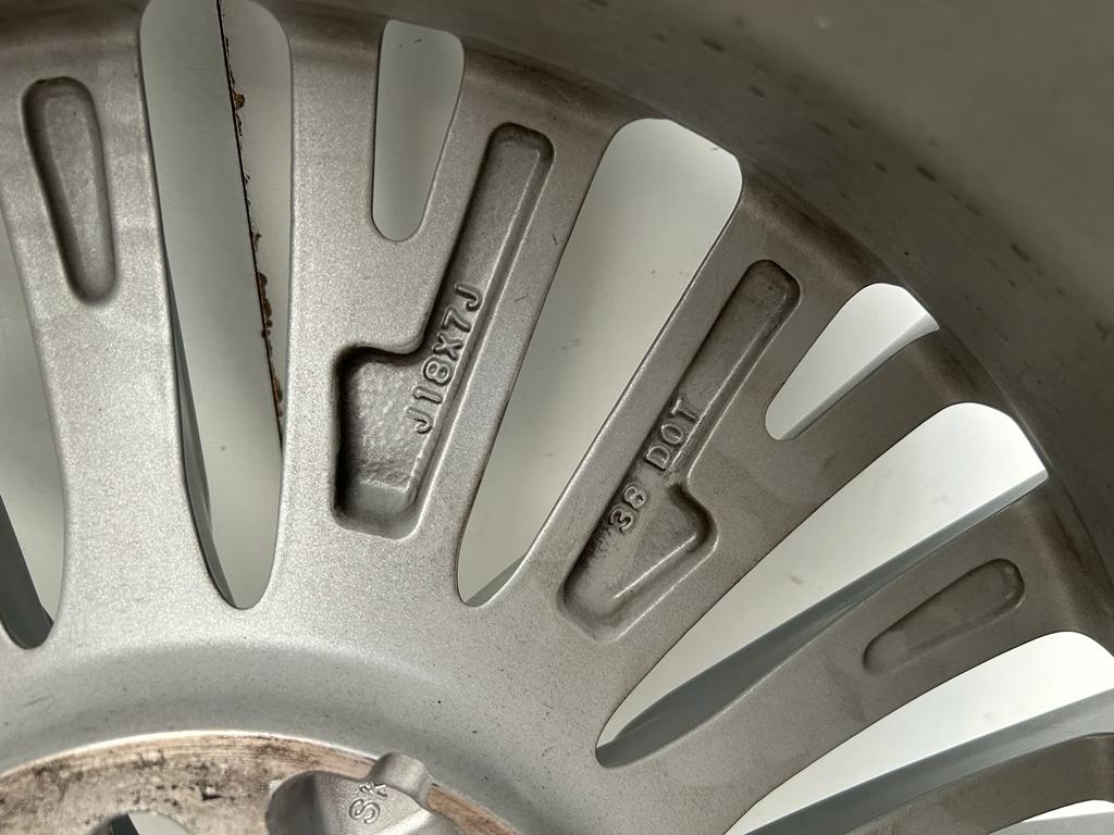 1x Alufelge 18 Zoll 7.0" 5x114.3 7202620 Mitsubishi Outlander Rim Wheel