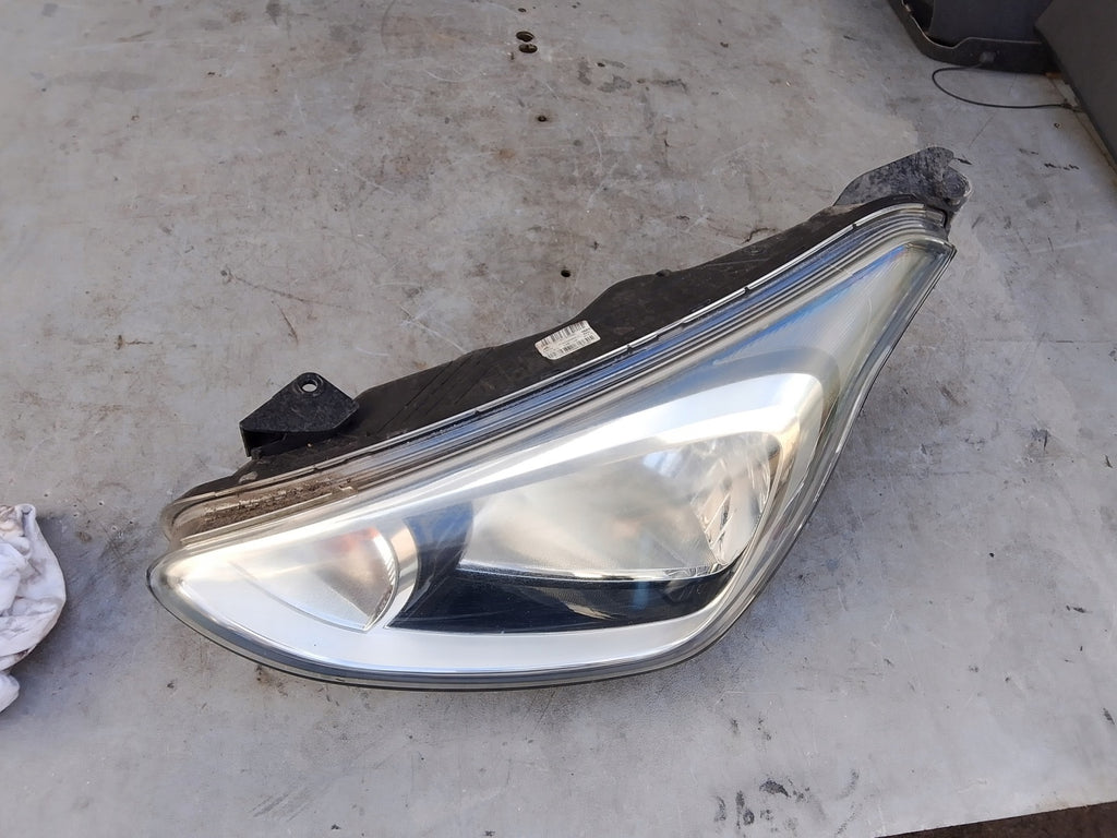 Frontscheinwerfer Hyundai I10 Links Scheinwerfer Headlight SCH5831047391dm
