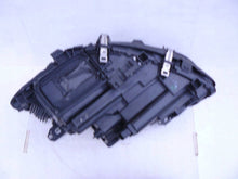 Load image into Gallery viewer, Frontscheinwerfer Mercedes-Benz W246 A2469062801 LED Rechts Headlight SCH2577446708md