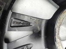 Laden Sie das Bild in den Galerie-Viewer, 1x Alufelge 17 Zoll 7.0&quot; 5x114.3 50ET -PW457-02001 Toyota Corolla Rim Wheel