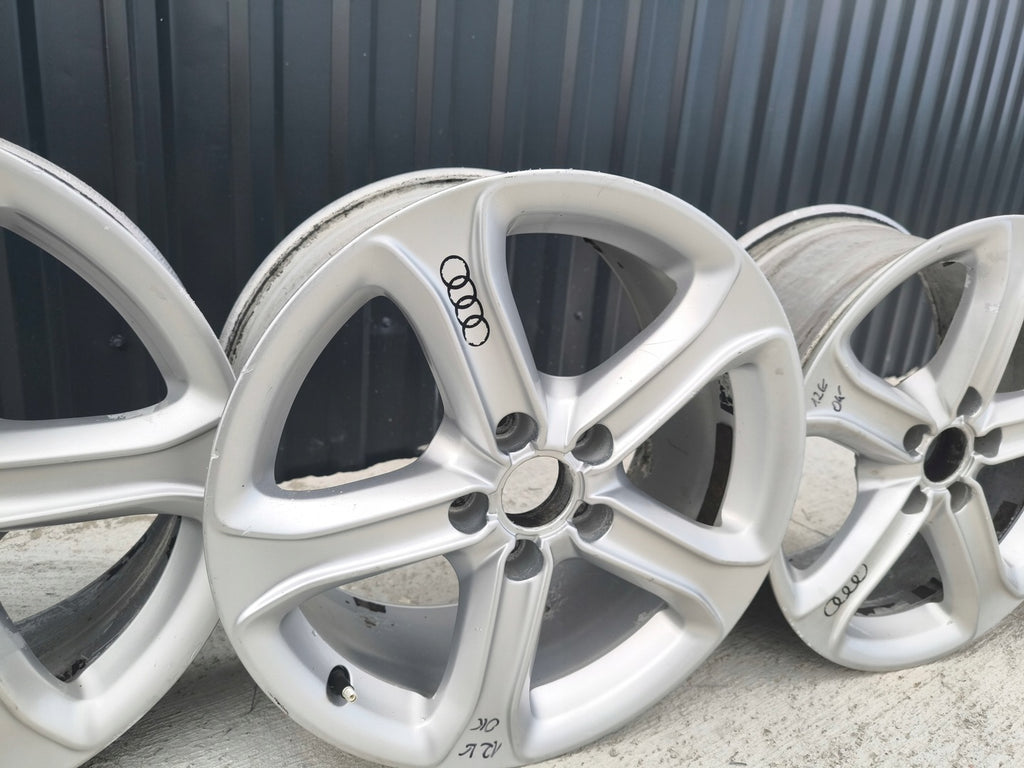 1x Alufelge 17 Zoll 7.5" 5x112 45ET Glanz Silber 8K0601025BK Audi A4 A3