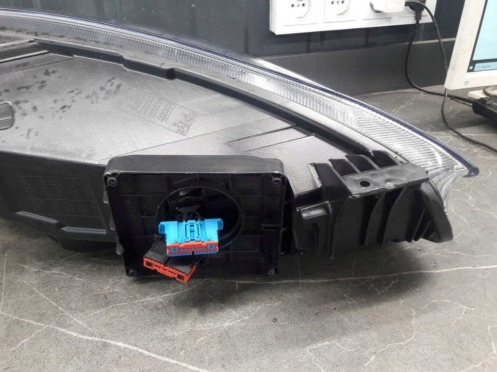 Frontscheinwerfer Ford Focus 201472 LED Links Scheinwerfer Headlight