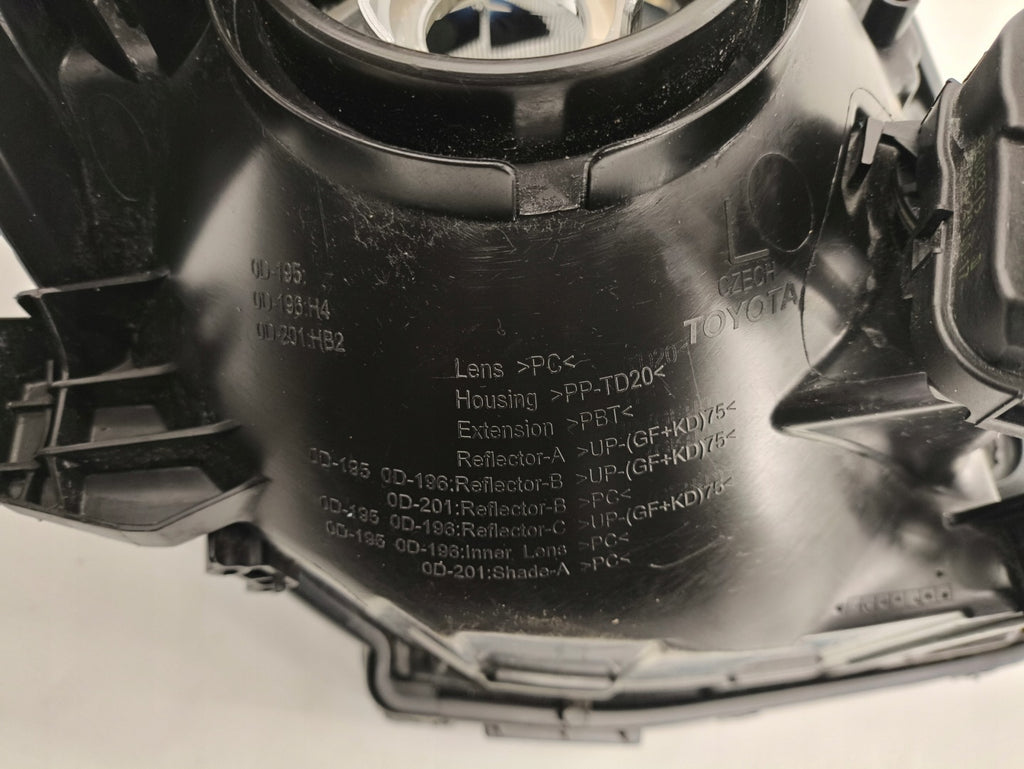 Frontscheinwerfer Toyota Yaris Links Scheinwerfer Headlight SCH1065920264af