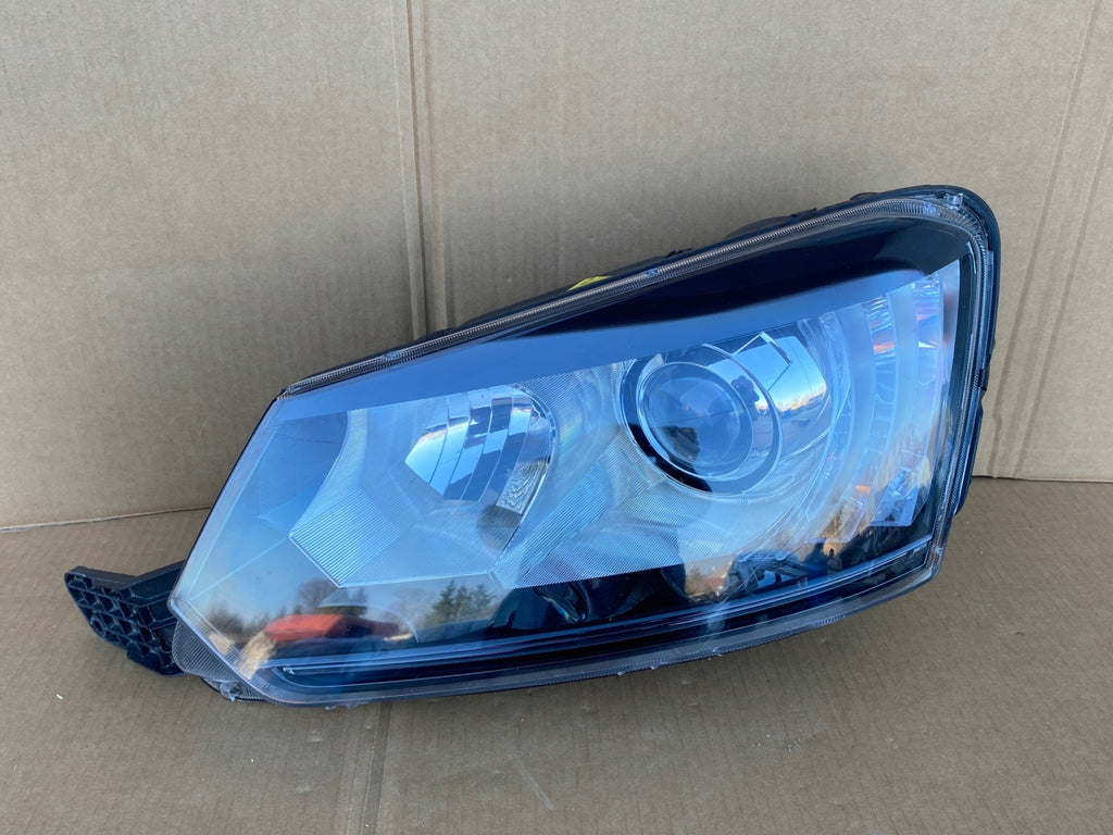 Frontscheinwerfer Skoda Yeti 5L1941015 Xenon Links Scheinwerfer Headlight SCH5887083514uq