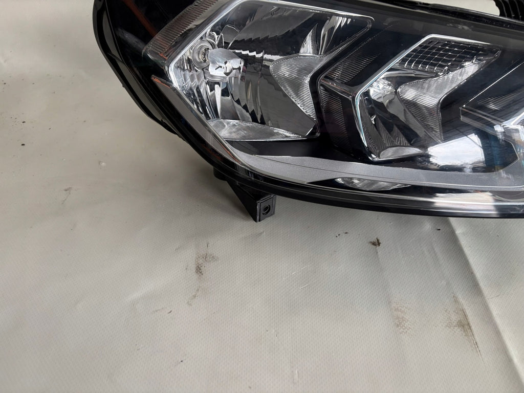 Frontscheinwerfer Audi A1 82A941004 Rechts Scheinwerfer Headlight SCH6169420704pf