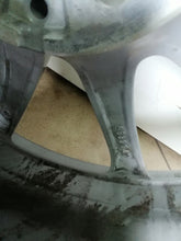 Load image into Gallery viewer, 1x Alufelge 18 Zoll 7.0&quot; 5x120 22ET 6880047 BMW X3 G01 Rim Wheel