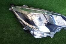 Load image into Gallery viewer, Frontscheinwerfer Mitsubishi Space Star 8301D446 FALSE Scheinwerfer Headlight SCH4506034590tu