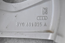 Load image into Gallery viewer, 1x Alufelge 17 Zoll 8.0&quot; 5x112 46ET Glanz Silber 8Y0601025A Audi A3 Rim Wheel