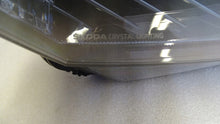 Laden Sie das Bild in den Galerie-Viewer, Frontscheinwerfer Skoda Karoq 57B941036 LED Rechts Scheinwerfer Headlight SCH6027502381us