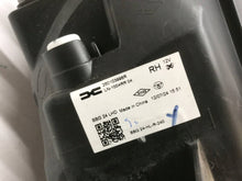 Load image into Gallery viewer, Frontscheinwerfer Dacia Spring 260103998R Rechts Scheinwerfer Headlight