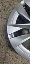 Load image into Gallery viewer, 1x Alufelge 17 Zoll 7.0" 5x112 46ET Glanz Silber 5E3601025E Skoda Octavia Iv FEL1634938419cy