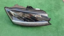 Laden Sie das Bild in den Galerie-Viewer, Frontscheinwerfer Skoda Fabia III 6V1941016E Full LED Rechts Headlight SCH3207619259th