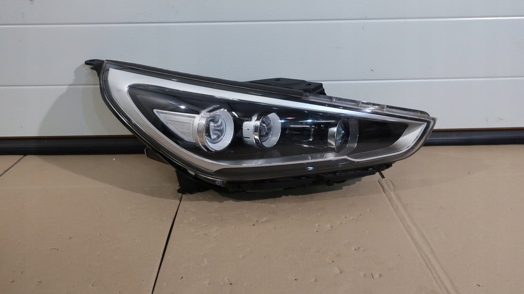 Frontscheinwerfer Hyundai I30 92102-G4100 LED Rechts Scheinwerfer Headlight