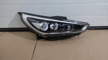 Laden Sie das Bild in den Galerie-Viewer, Frontscheinwerfer Hyundai I30 92102-G4100 LED Rechts Scheinwerfer Headlight