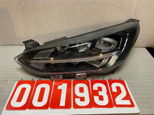 Laden Sie das Bild in den Galerie-Viewer, Frontscheinwerfer Ford Focus MX7B-13E015-EB Full LED Links Headlight SCH3212114460oo