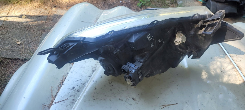 Frontscheinwerfer Toyota Yaris Ein Stück (Rechts oder Links) Headlight