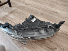 Laden Sie das Bild in den Galerie-Viewer, Frontscheinwerfer Toyota Hilux VIII 81150-0KK60 Links Scheinwerfer Headlight SCH9694700966db