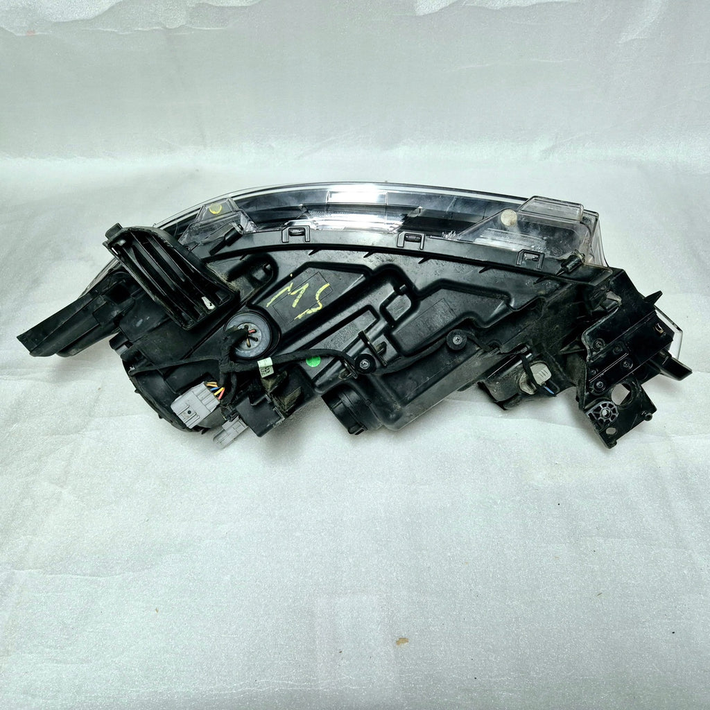 Frontscheinwerfer Mitsubishi Outlander III 8301C854 LED Rechts Headlight