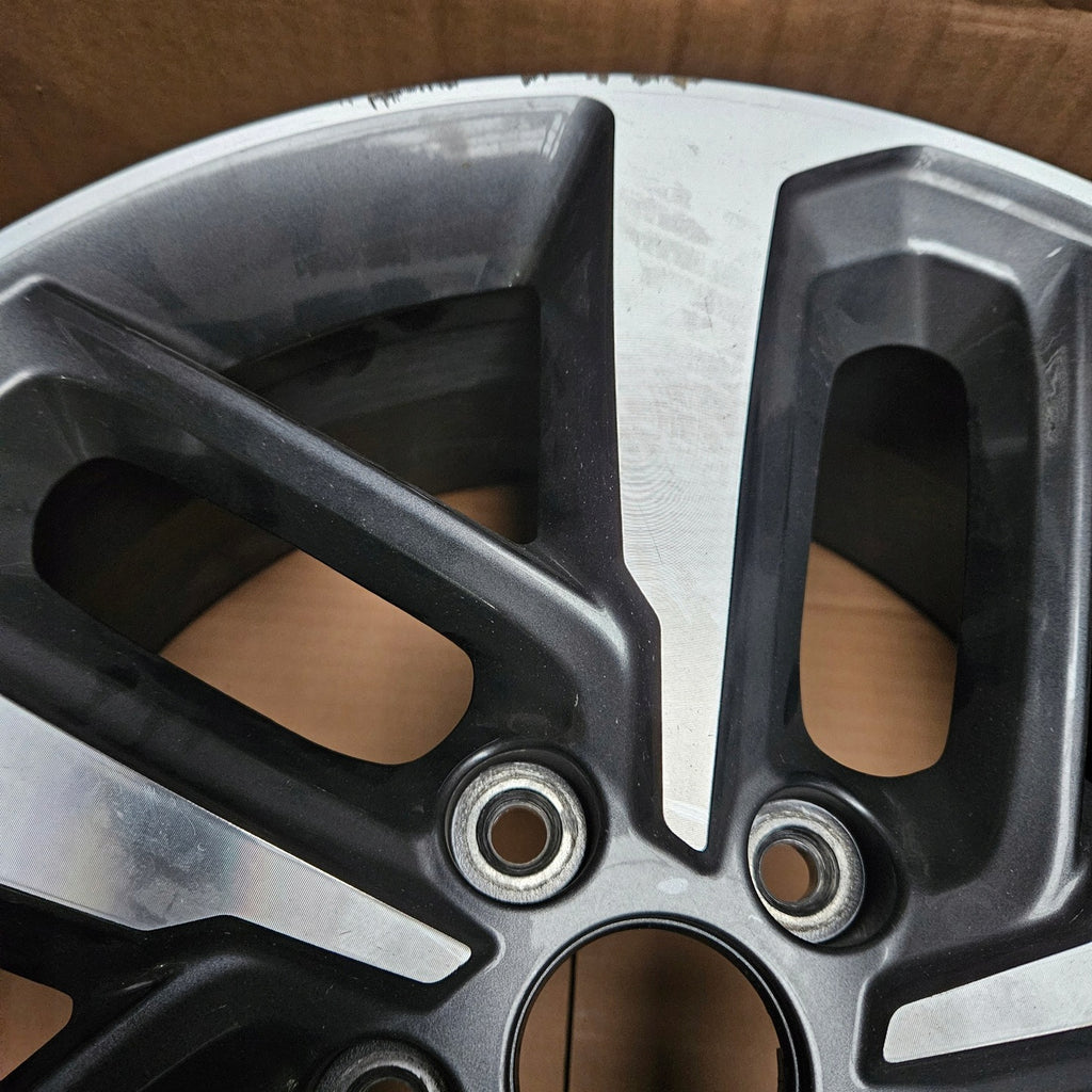 1x Alufelge 18 Zoll 7.5" 5x114.3 52ET 52910-J9300- Hyundai Kona Rim Wheel